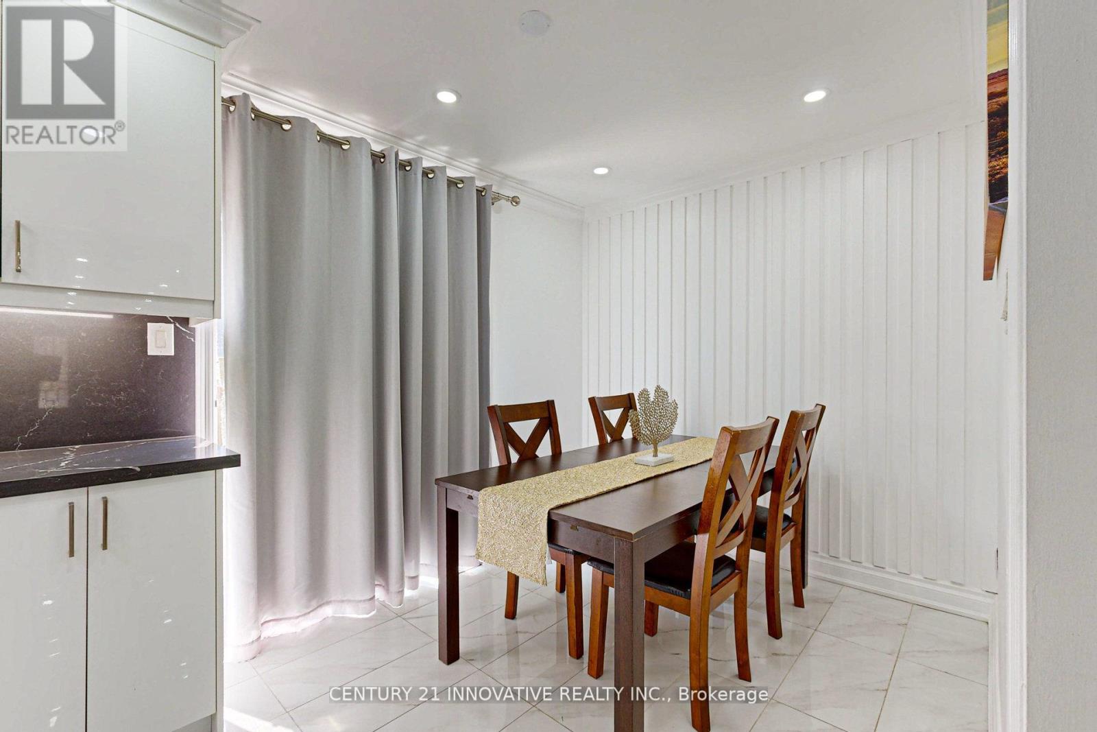 31 Stable Gate, Brampton, Ontario  L7A 1V7 - Photo 16 - W12169375