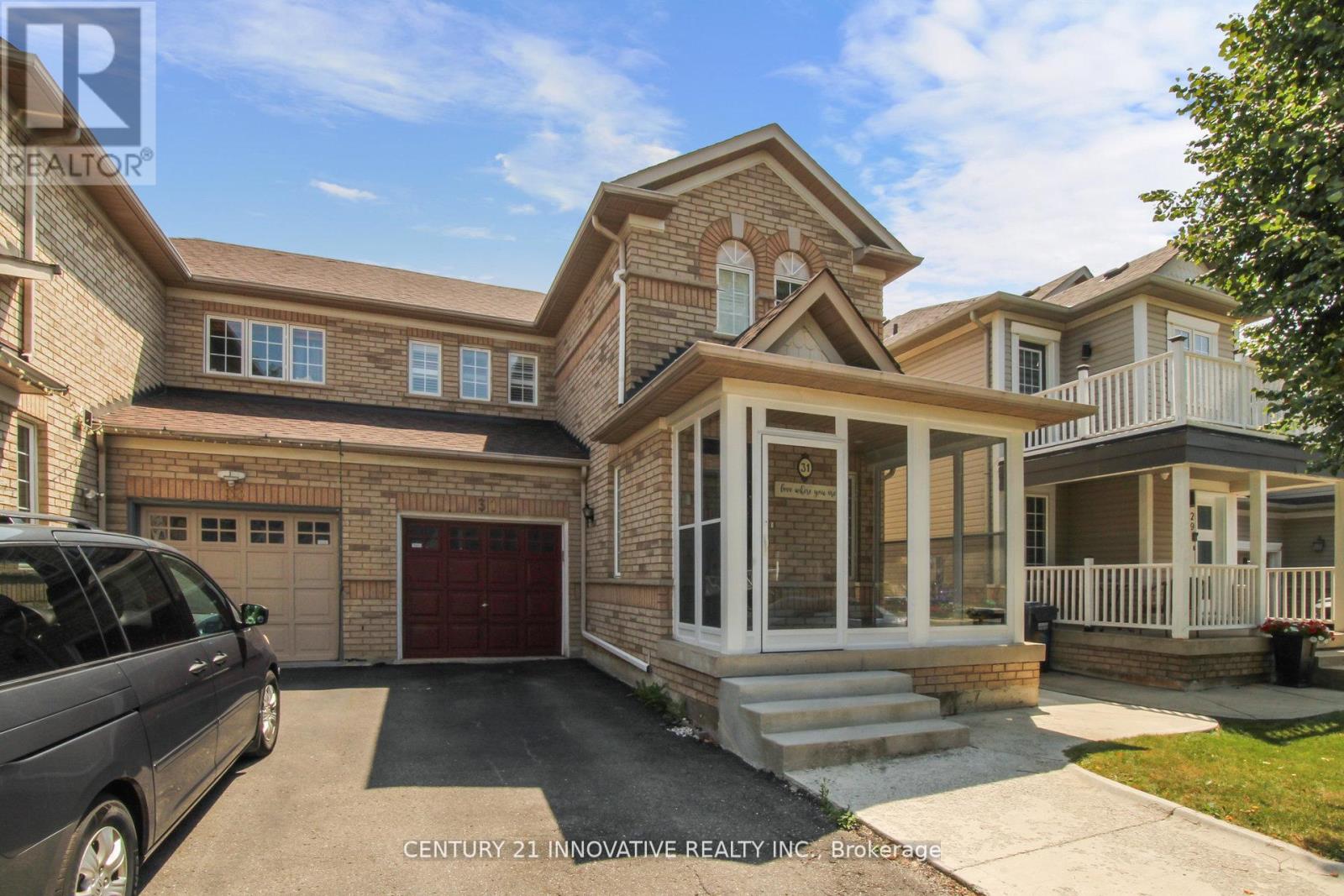 31 Stable Gate, Brampton, Ontario  L7A 1V7 - Photo 2 - W12169375