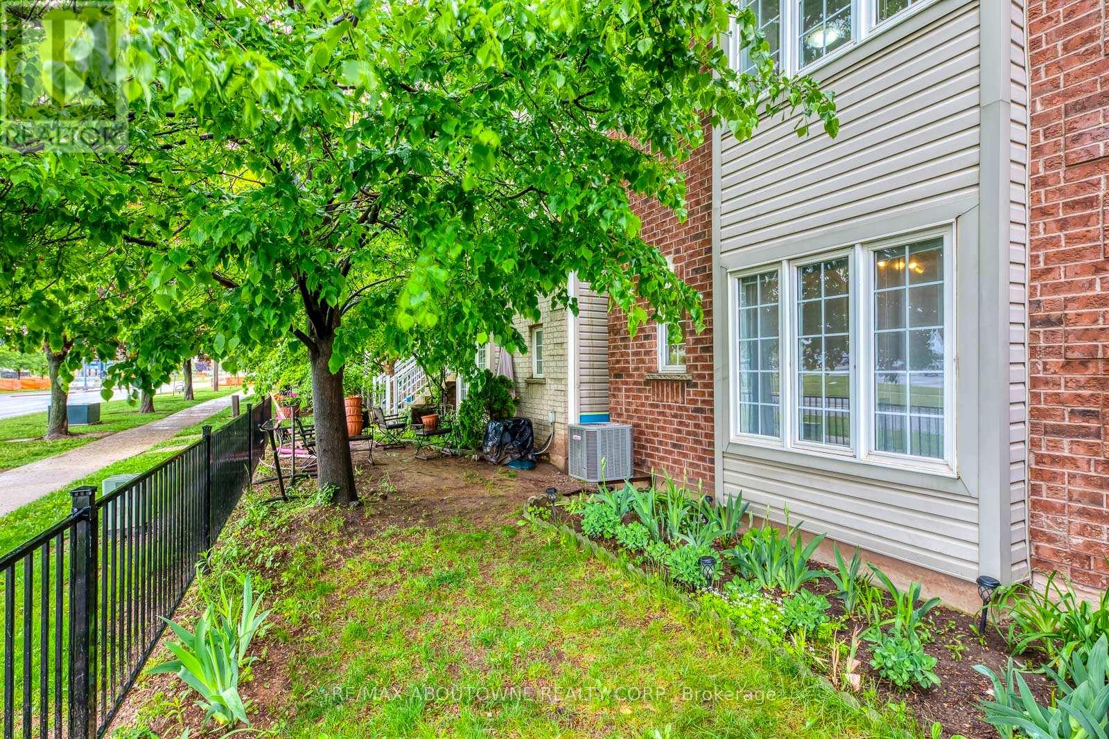 Property at 58 - 5090 FAIRVIEW STREET image 3