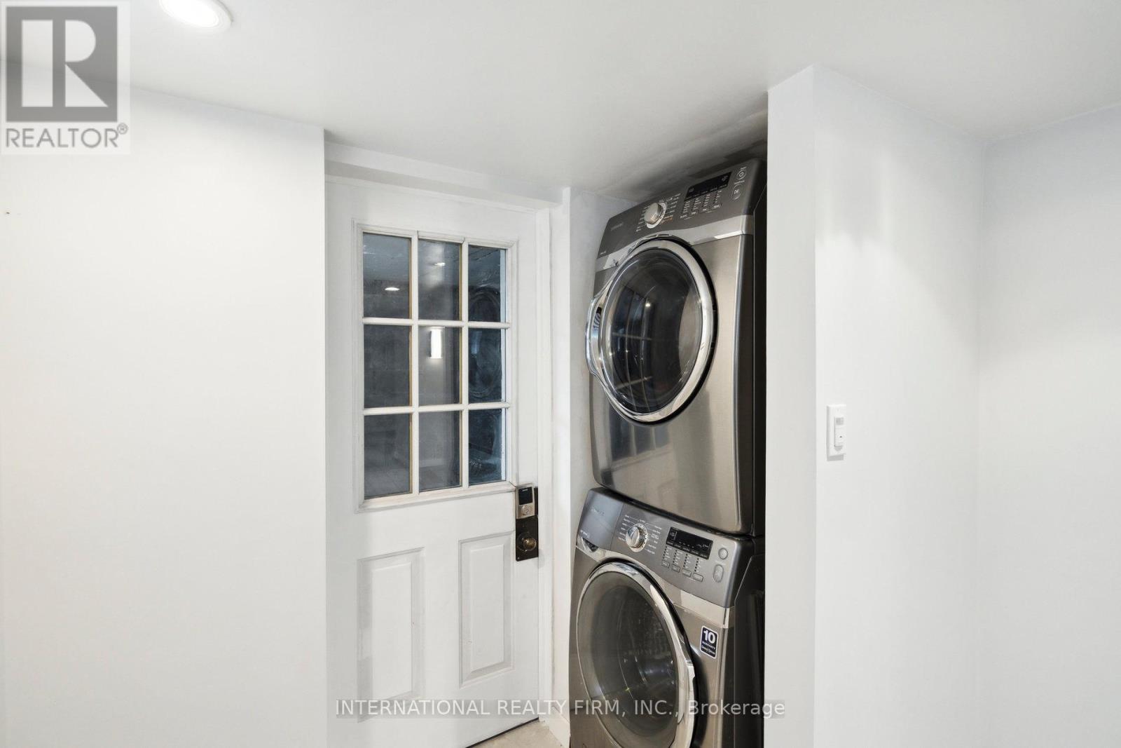 1928 Lawrence Avenue W, Toronto (Weston), Ontario  M9N 1H2 - Photo 30 - W12169434