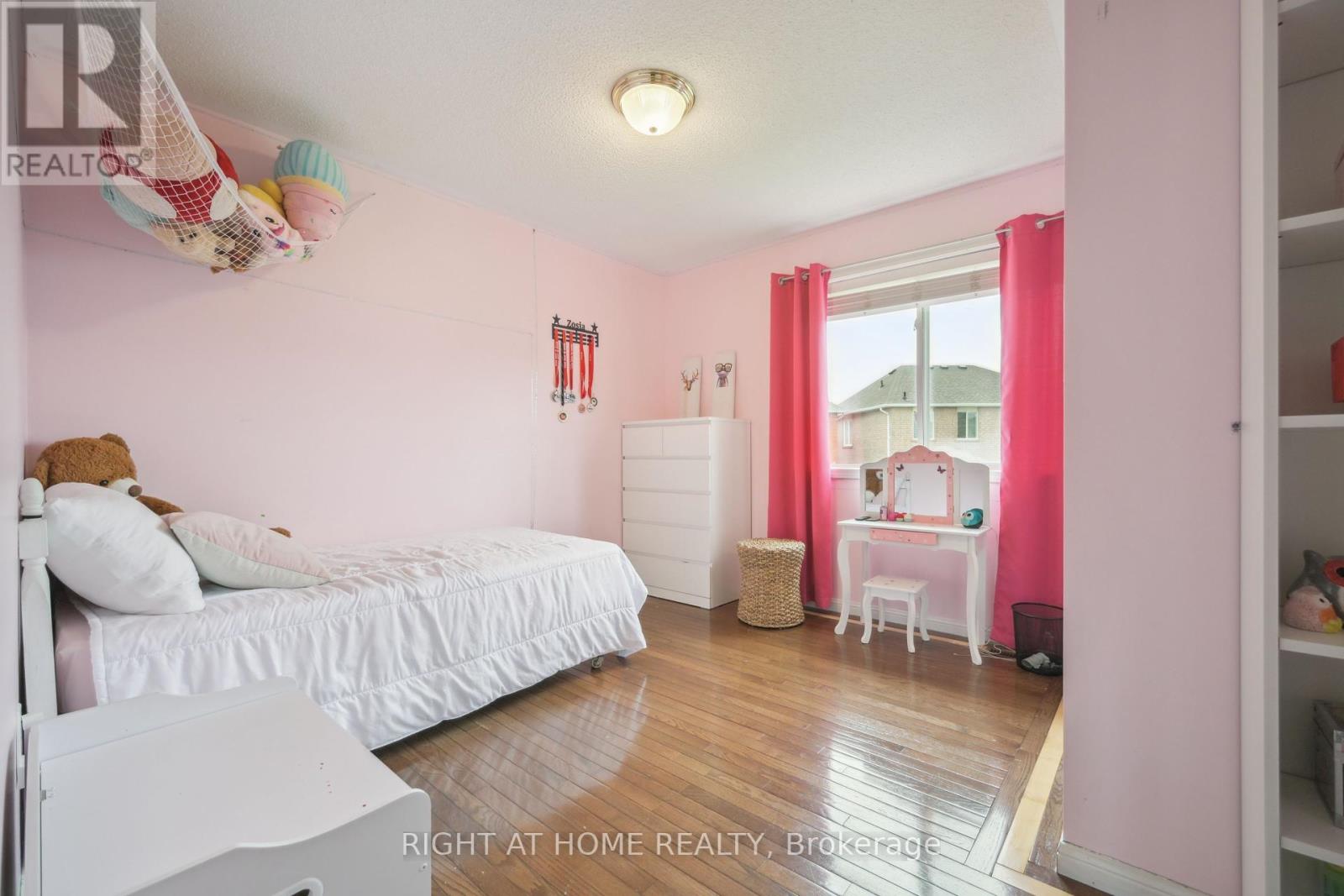 477 Farlow Crescent, Milton, Ontario  L9T 5M8 - Photo 21 - W12169440