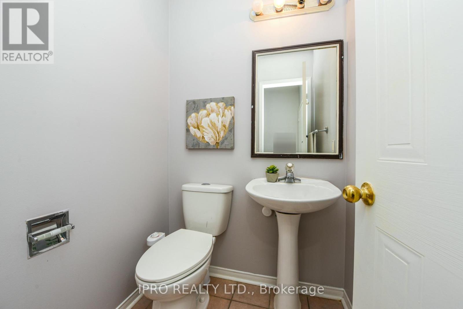 22 Desert Sand Drive, Brampton, Ontario  L6R 1V5 - Photo 12 - W12169442