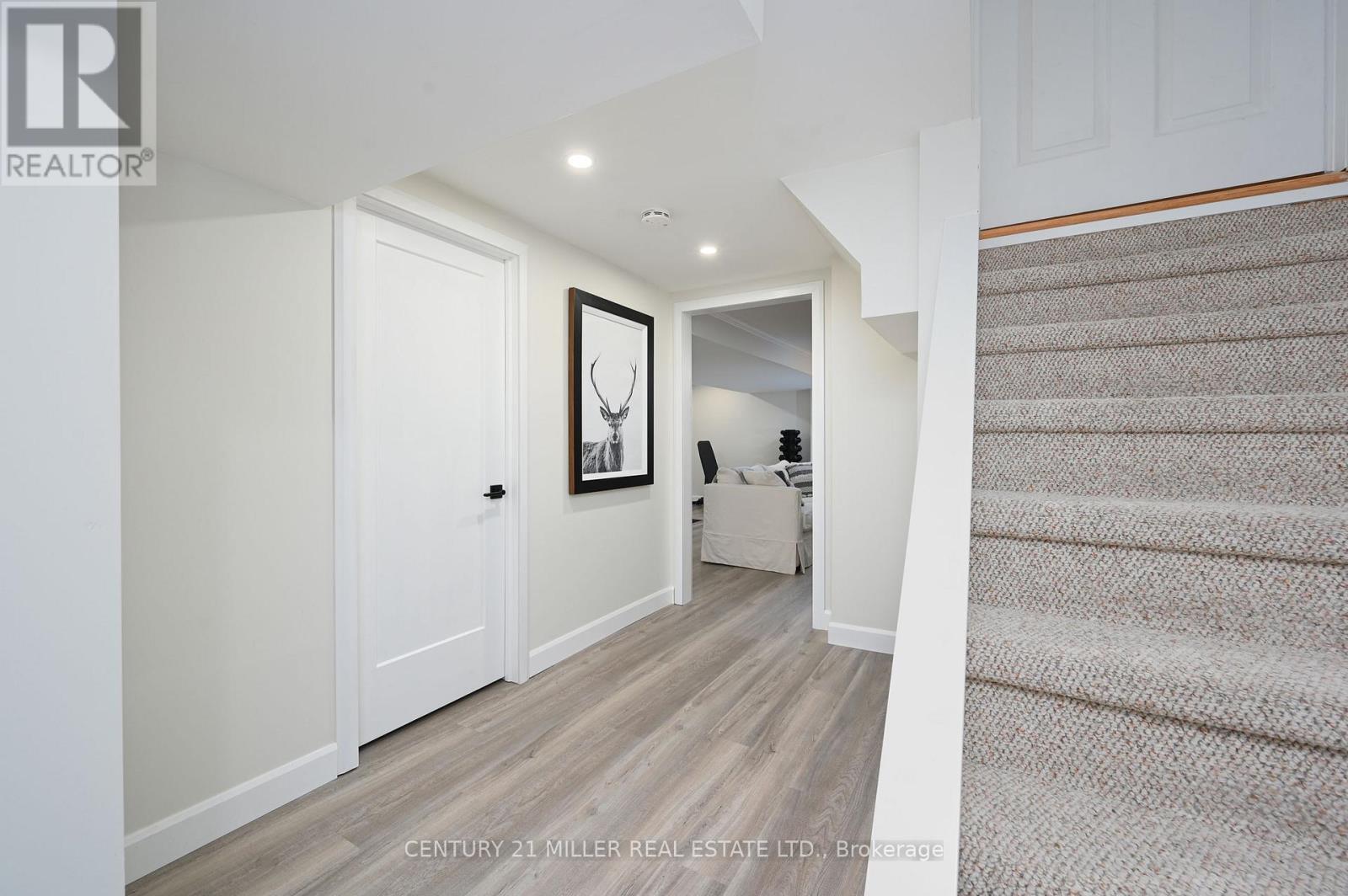 30 Nelson Street, Oakville, Ontario  L6L 3H6 - Photo 20 - W12169456