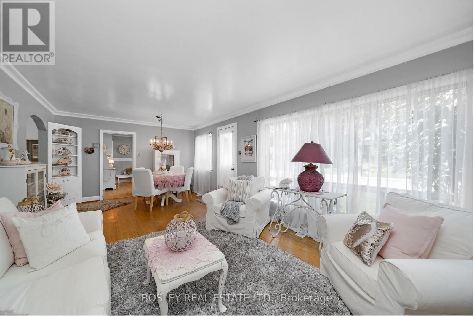 31 John Street, Orangeville, Ontario  L9W 2P4 - Photo 10 - W12169472