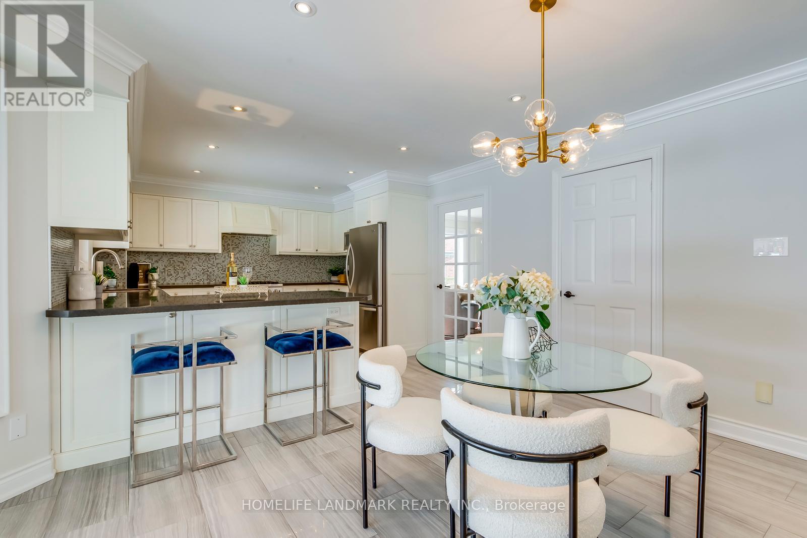 503 Blenheim Crescent, Oakville, Ontario  L6J 6P5 - Photo 18 - W12169477