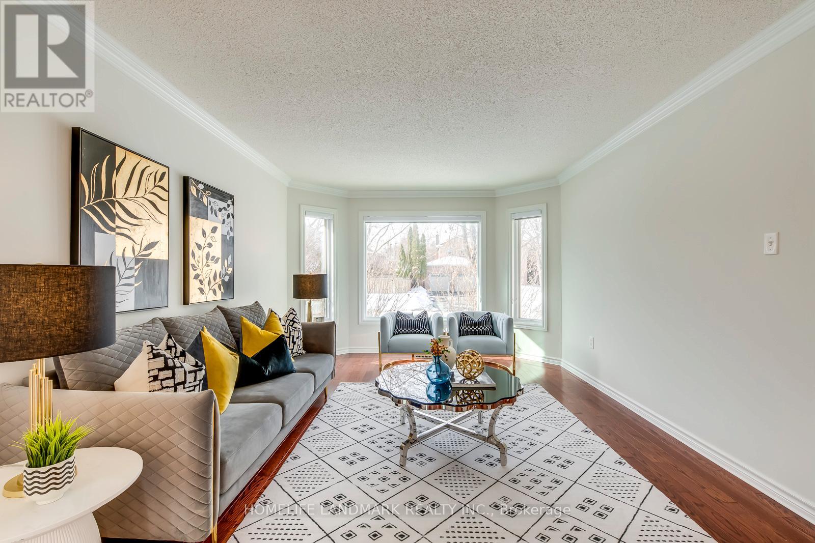 503 Blenheim Crescent, Oakville, Ontario  L6J 6P5 - Photo 7 - W12169477