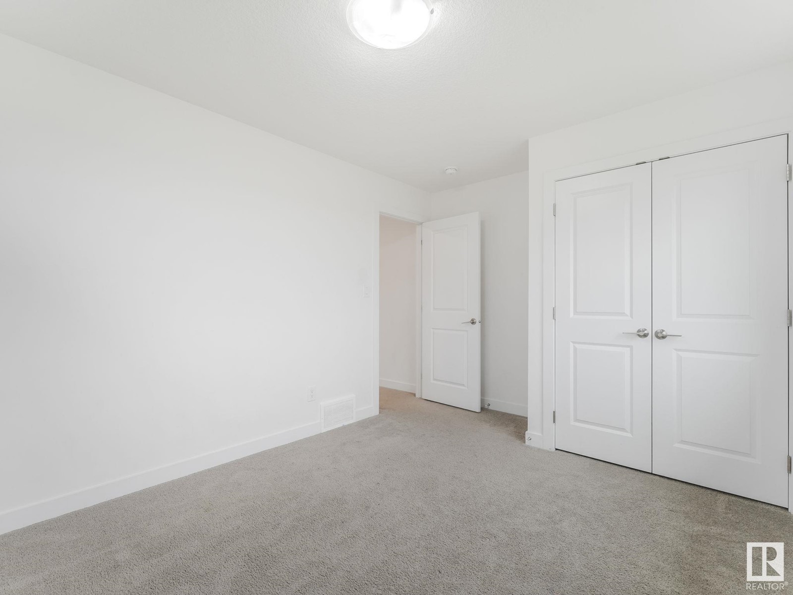 Property at #20 603 ORCHARD BV SW image 3