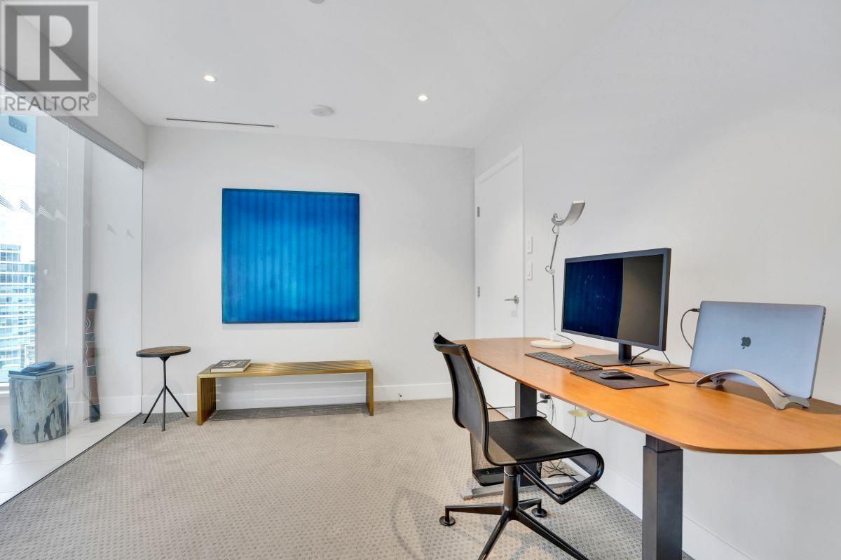 Listing Picture 16 of 40 : 1902 667 HOWE STREET, Vancouver / 溫哥華 - 魯藝地產 Yvonne Lu Group - MLS Medallion Club Member