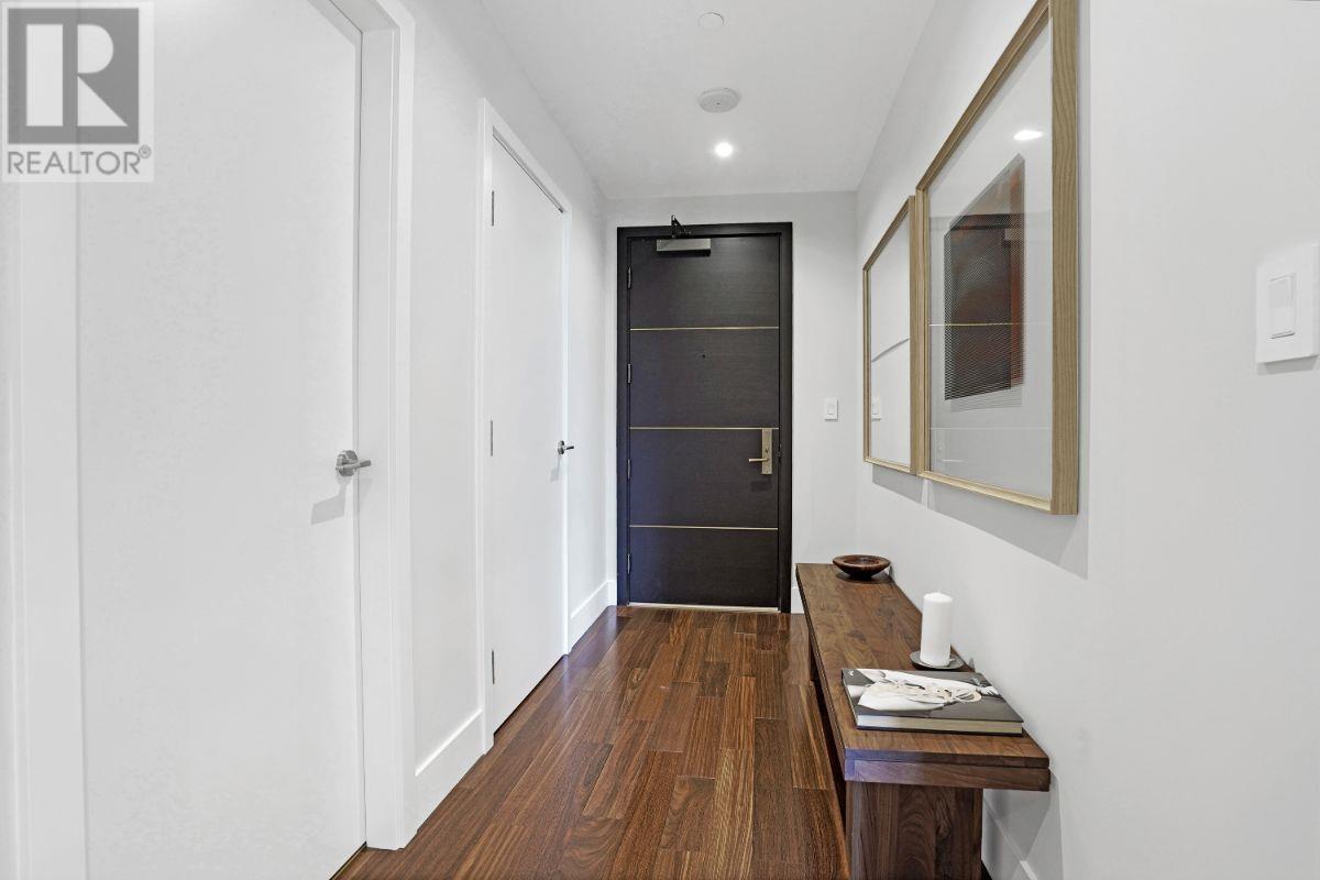 Listing Picture 34 of 40 : 1902 667 HOWE STREET, Vancouver / 溫哥華 - 魯藝地產 Yvonne Lu Group - MLS Medallion Club Member