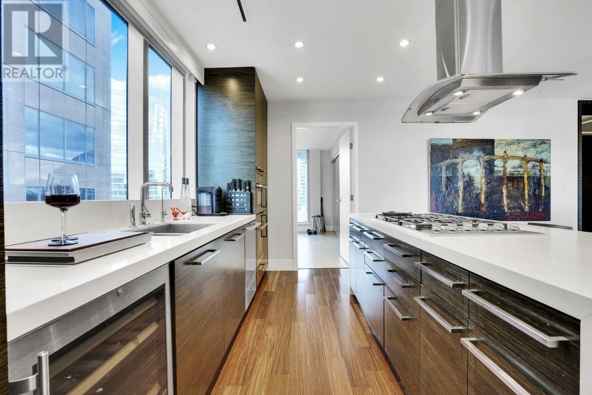 Listing Picture 14 of 40 : 1902 667 HOWE STREET, Vancouver / 溫哥華 - 魯藝地產 Yvonne Lu Group - MLS Medallion Club Member