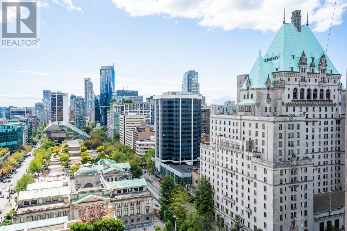 Listing Picture 37 of 40 : 1902 667 HOWE STREET, Vancouver / 溫哥華 - 魯藝地產 Yvonne Lu Group - MLS Medallion Club Member