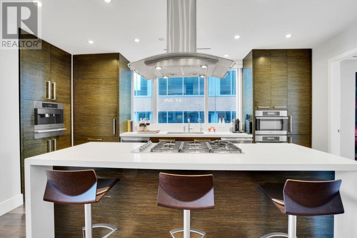 Listing Picture 12 of 40 : 1902 667 HOWE STREET, Vancouver / 溫哥華 - 魯藝地產 Yvonne Lu Group - MLS Medallion Club Member