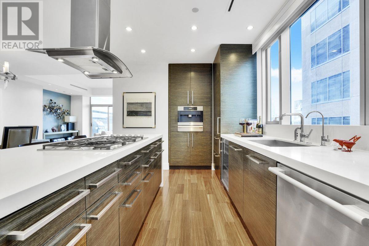 Listing Picture 13 of 40 : 1902 667 HOWE STREET, Vancouver / 溫哥華 - 魯藝地產 Yvonne Lu Group - MLS Medallion Club Member