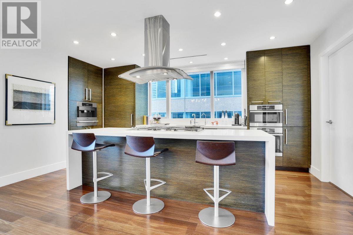 Listing Picture 11 of 40 : 1902 667 HOWE STREET, Vancouver / 溫哥華 - 魯藝地產 Yvonne Lu Group - MLS Medallion Club Member