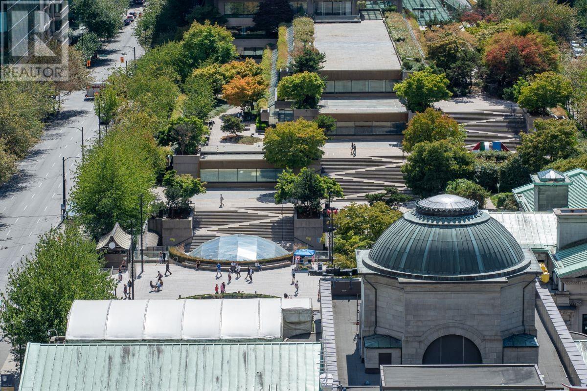 Listing Picture 39 of 40 : 1902 667 HOWE STREET, Vancouver / 溫哥華 - 魯藝地產 Yvonne Lu Group - MLS Medallion Club Member