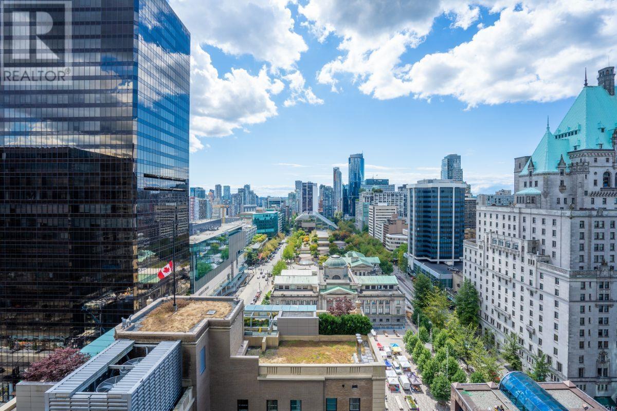 Listing Picture 38 of 40 : 1902 667 HOWE STREET, Vancouver / 溫哥華 - 魯藝地產 Yvonne Lu Group - MLS Medallion Club Member