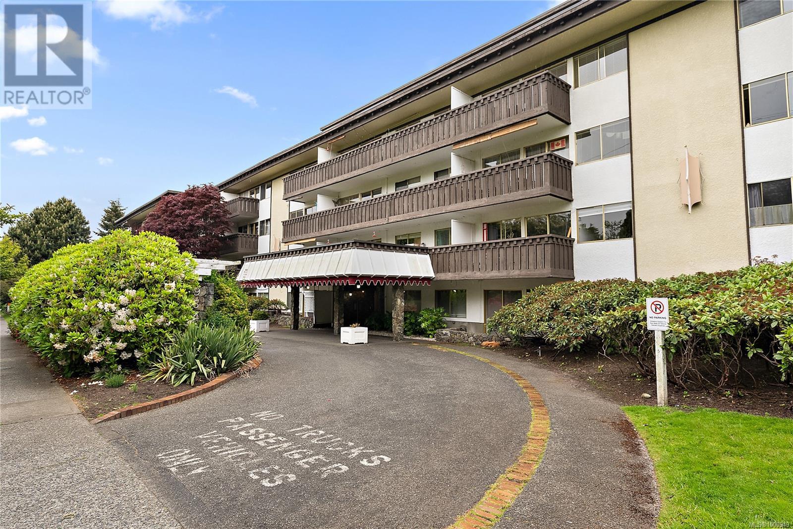 324 964 Heywood Ave, Victoria, British Columbia V8V 2Y5 - Photo 16 - 1000949