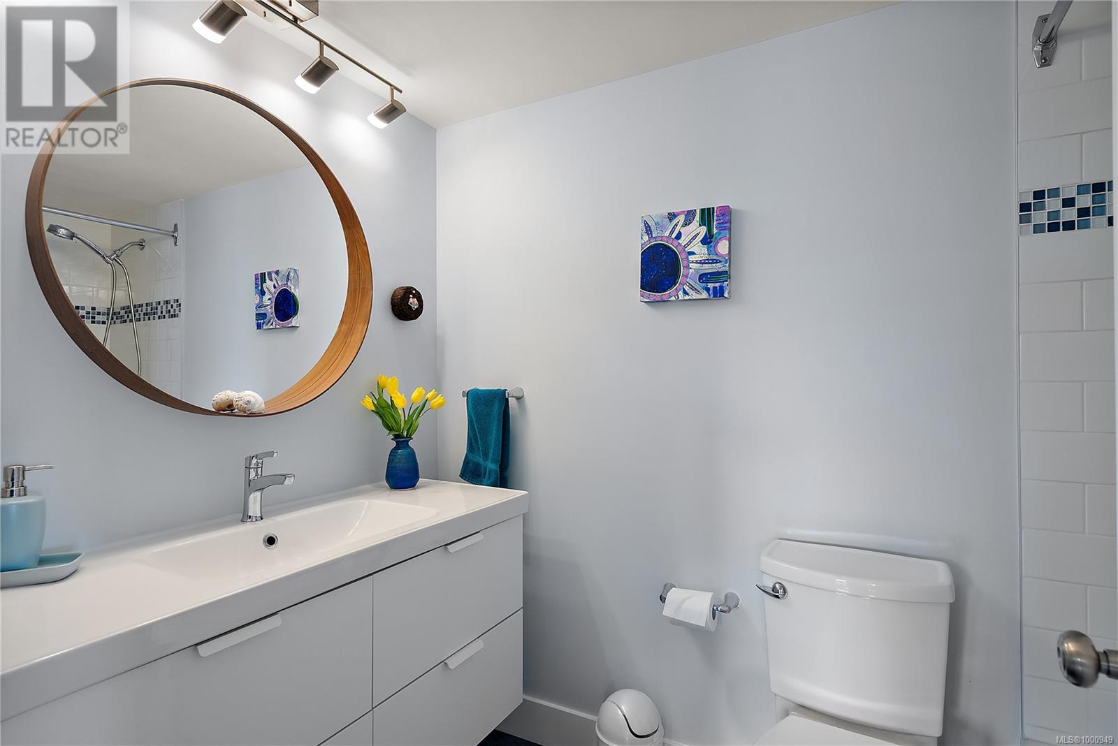 324 964 Heywood Ave, Victoria, British Columbia V8V 2Y5 - Photo 7 - 1000949