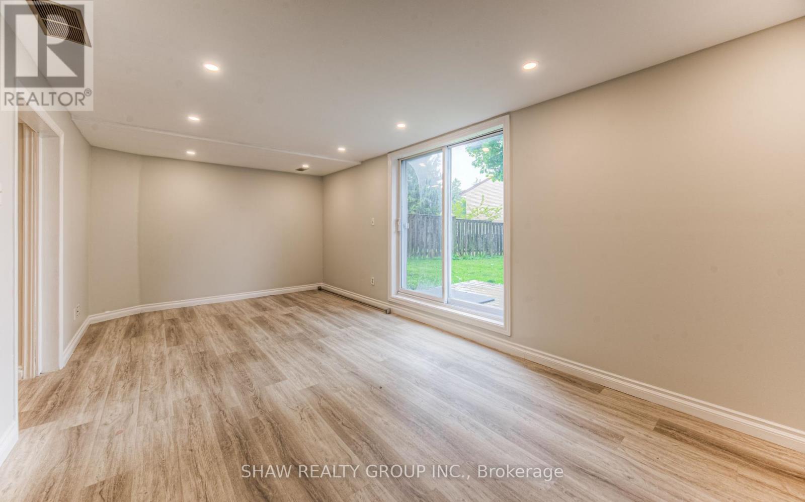 16 Windale Crescent, Kitchener, Ontario  N2E 3E7 - Photo 30 - X12169290