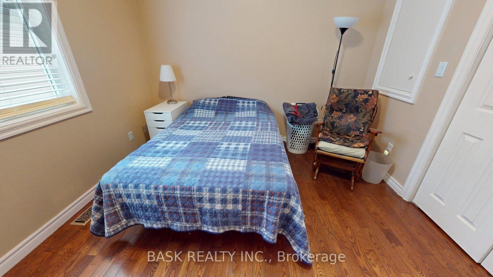 255 Thelma Avenue, North Bay, Ontario  P1A 4M9 - Photo 16 - X12169292