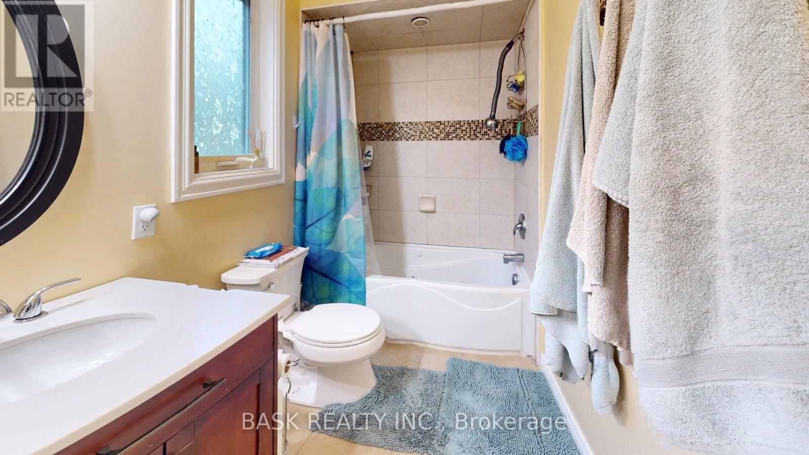255 Thelma Avenue, North Bay, Ontario  P1A 4M9 - Photo 24 - X12169292