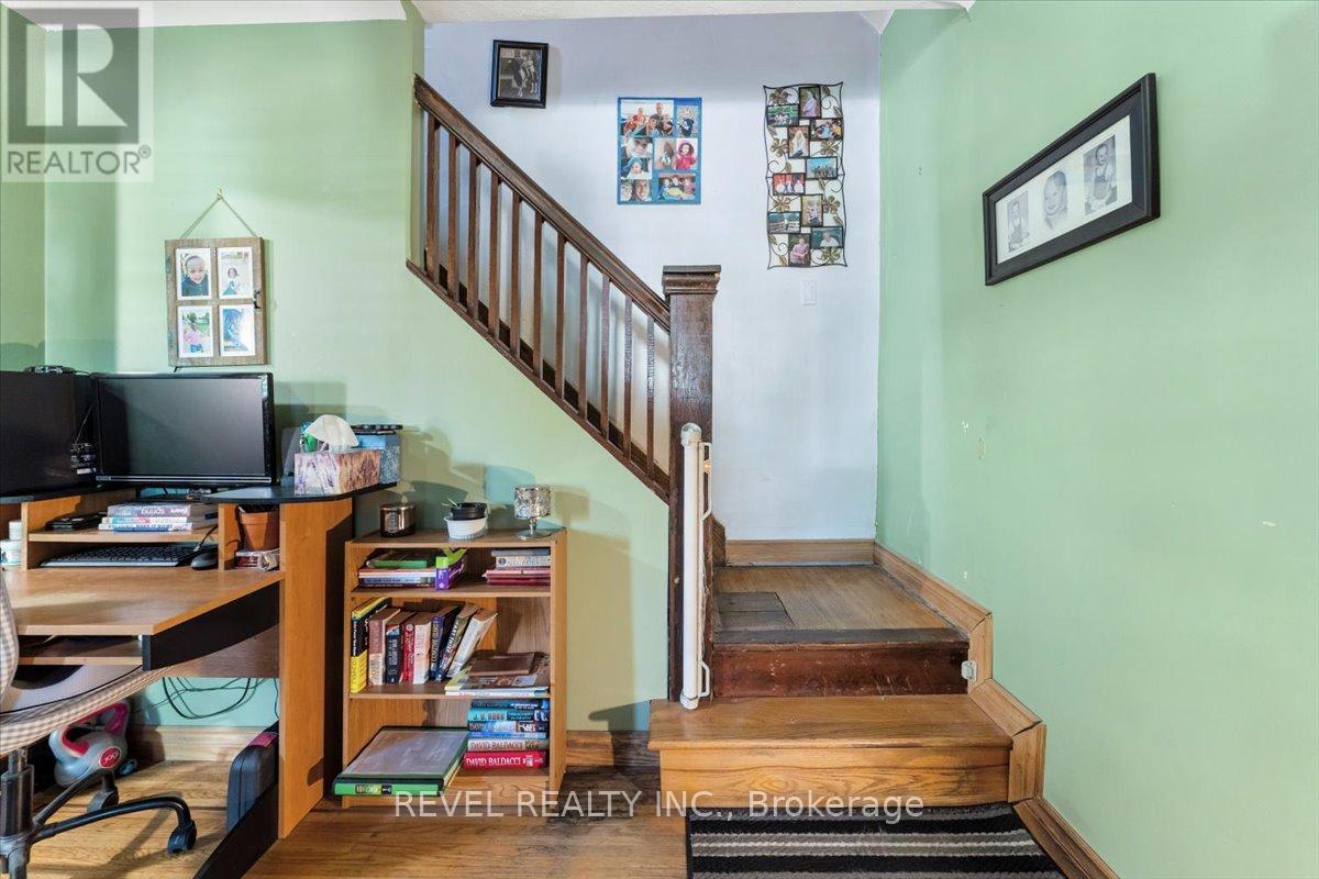 139 Garside Avenue N, Hamilton, Ontario  L8H 4W5 - Photo 6 - X12169299