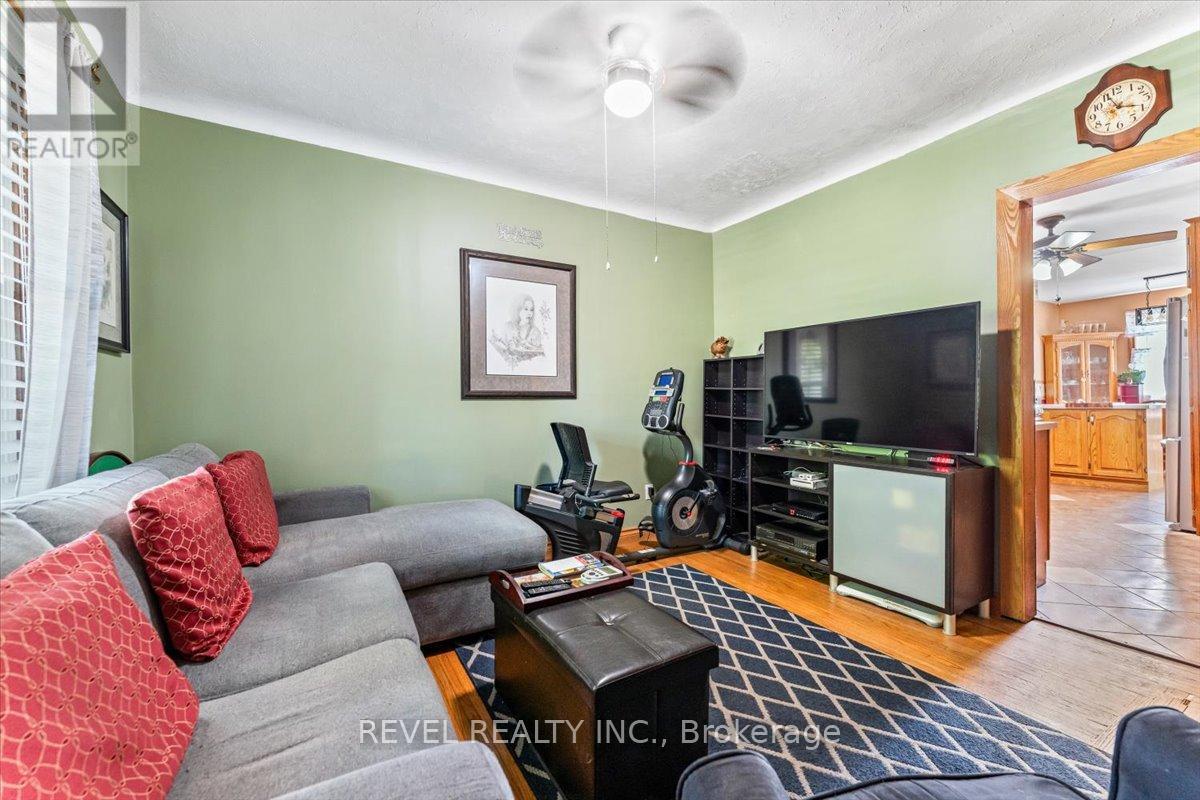139 Garside Avenue N, Hamilton, Ontario  L8H 4W5 - Photo 7 - X12169299