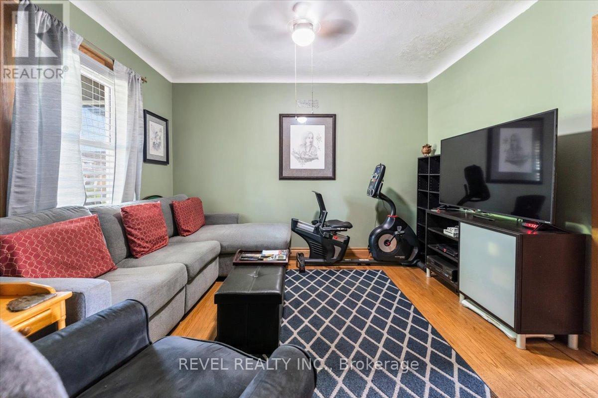 139 Garside Avenue N, Hamilton, Ontario  L8H 4W5 - Photo 8 - X12169299