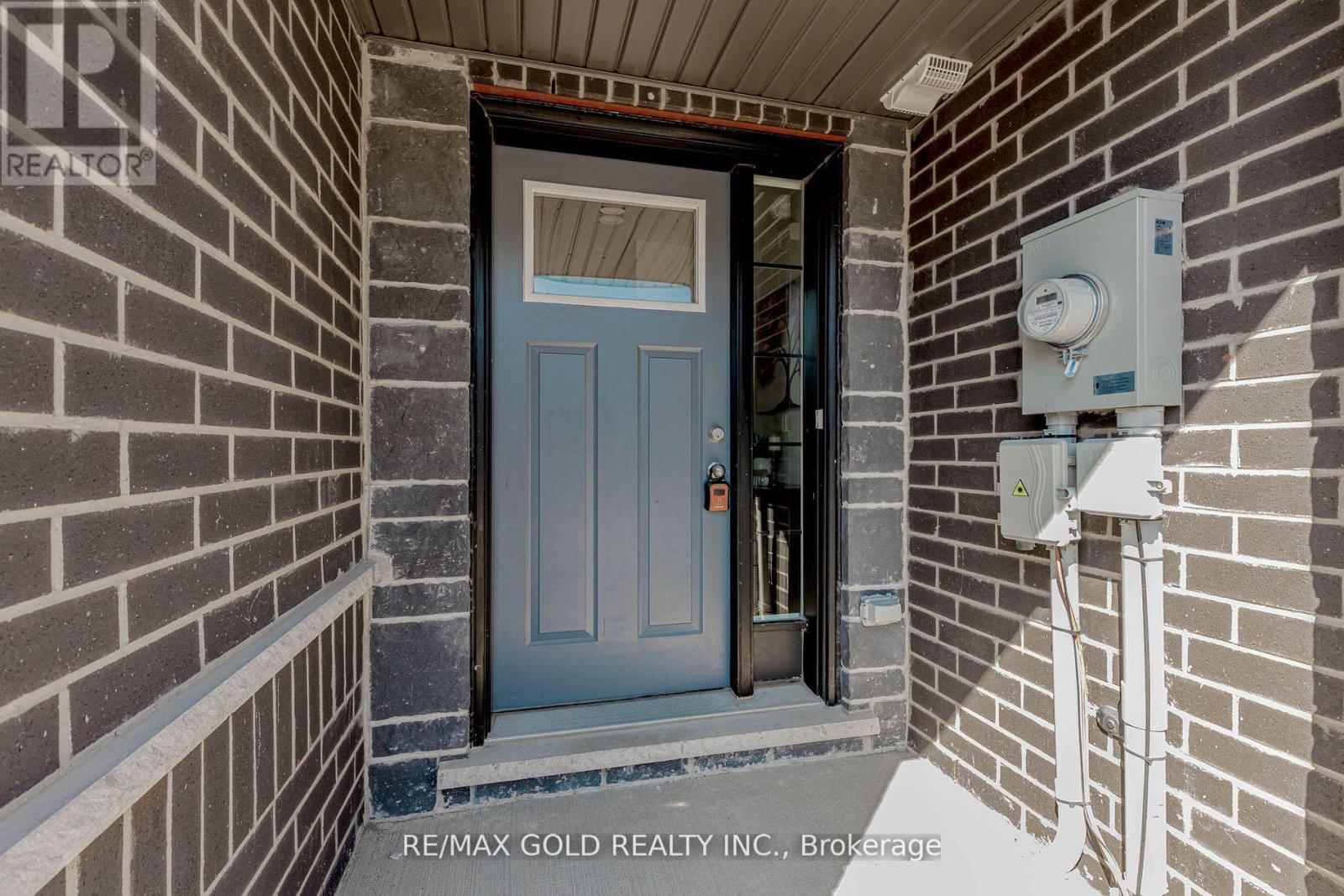 Property at 508 WOODLEA COURT image 3