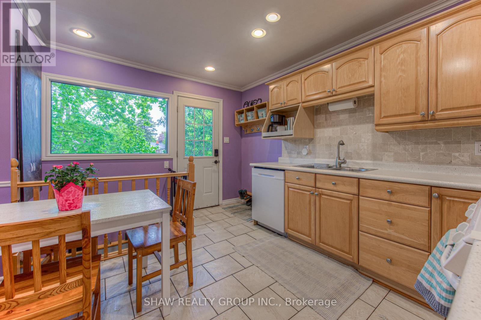 84 Cedar Street, Woodstock, Ontario  N4S 3P8 - Photo 12 - X12169429