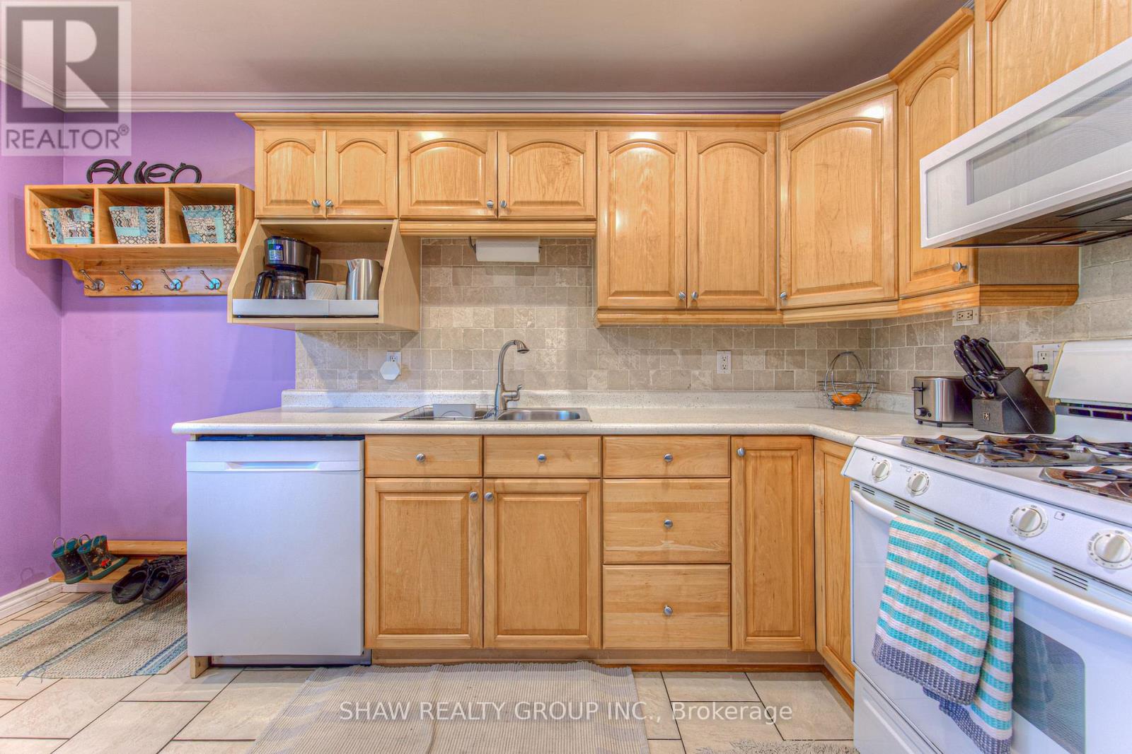 84 Cedar Street, Woodstock, Ontario  N4S 3P8 - Photo 15 - X12169429