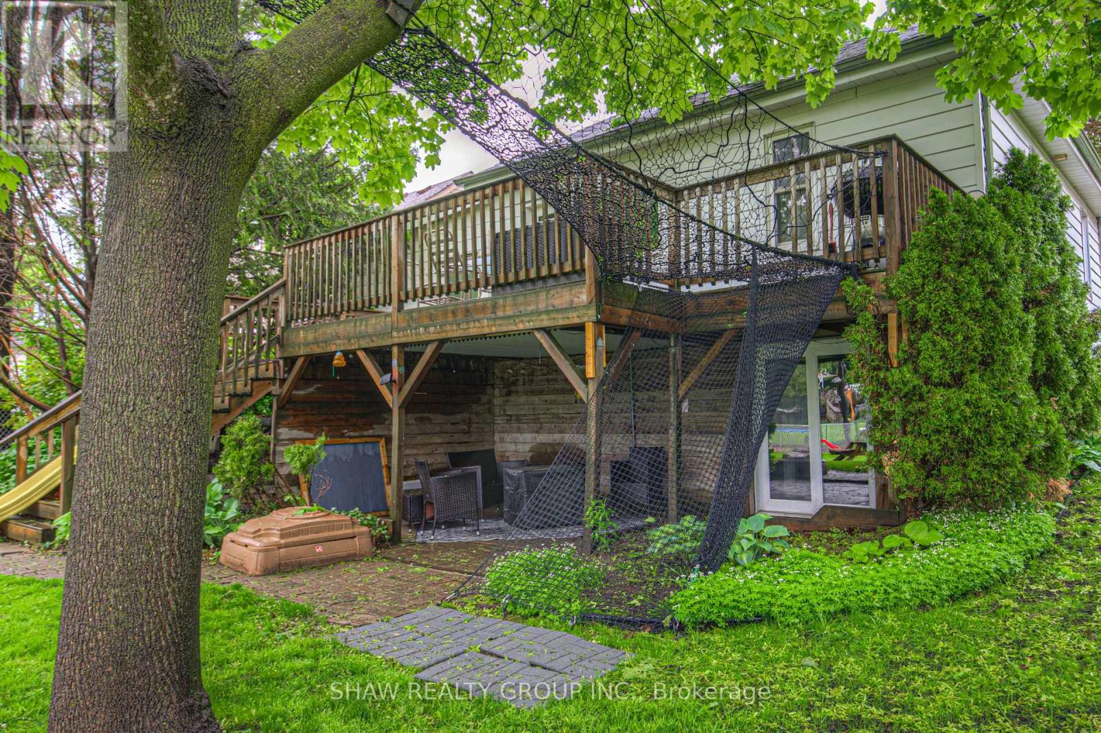 84 Cedar Street, Woodstock, Ontario  N4S 3P8 - Photo 39 - X12169429