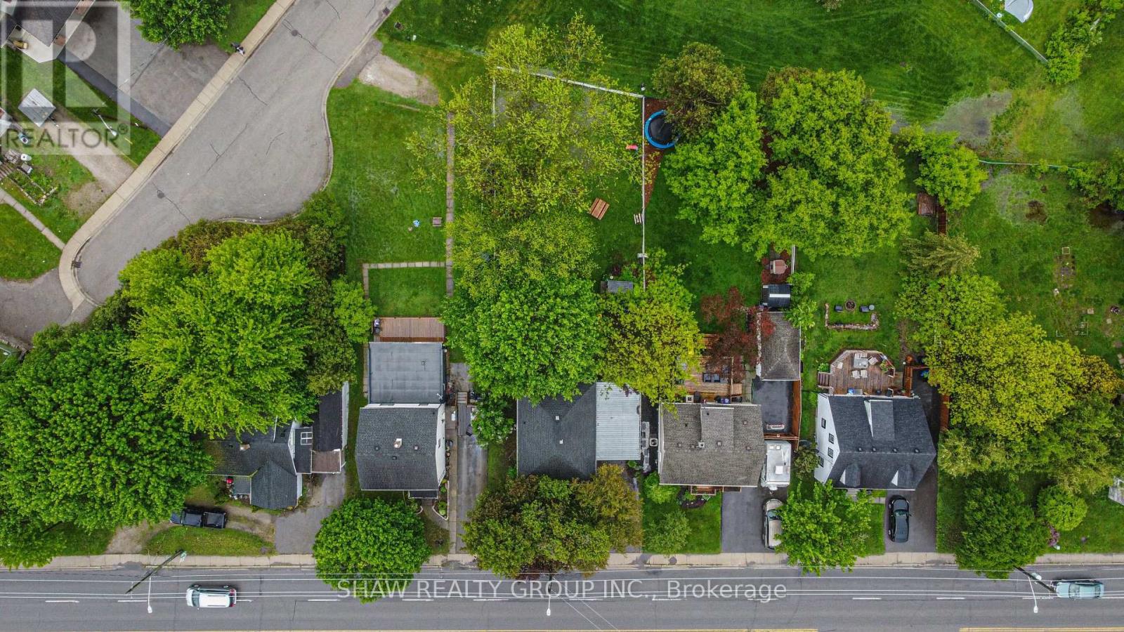84 Cedar Street, Woodstock, Ontario  N4S 3P8 - Photo 44 - X12169429