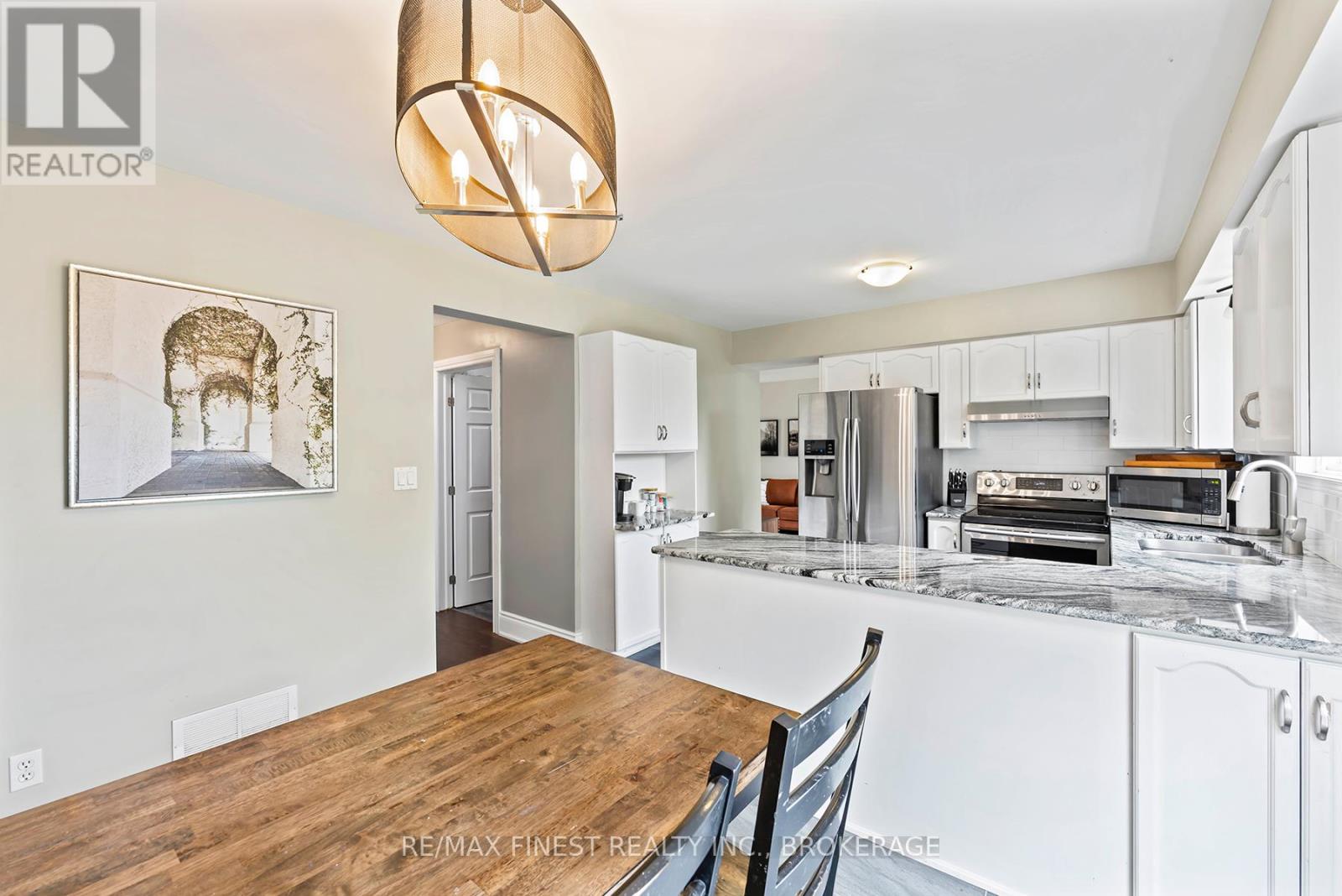 1409 Fisher Crescent, Kingston, Ontario  K7M 8T1 - Photo 23 - X12169636