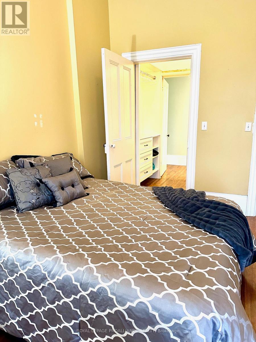 3 - 237 John Street E, Belleville, Ontario  K8N 3G2 - Photo 3 - X12169609