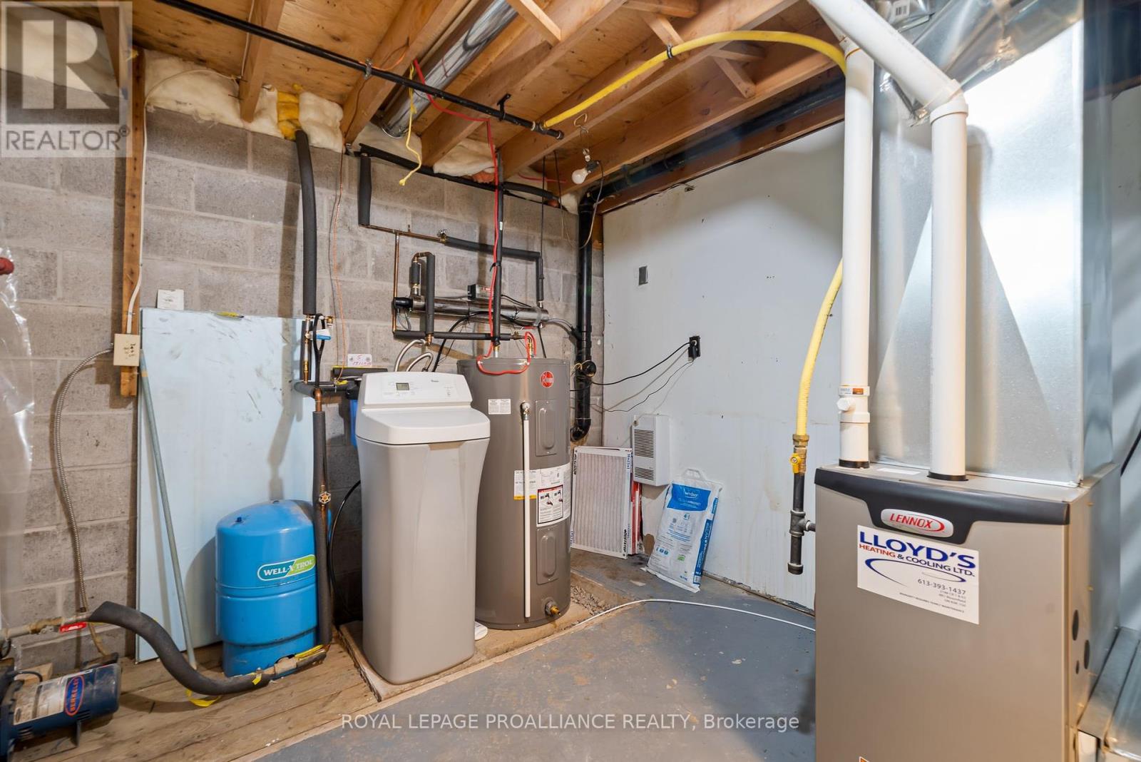 12112c Loyalist Parkway, Prince Edward County (Picton Ward), Ontario  K0K 2T0 - Photo 35 - X12169621