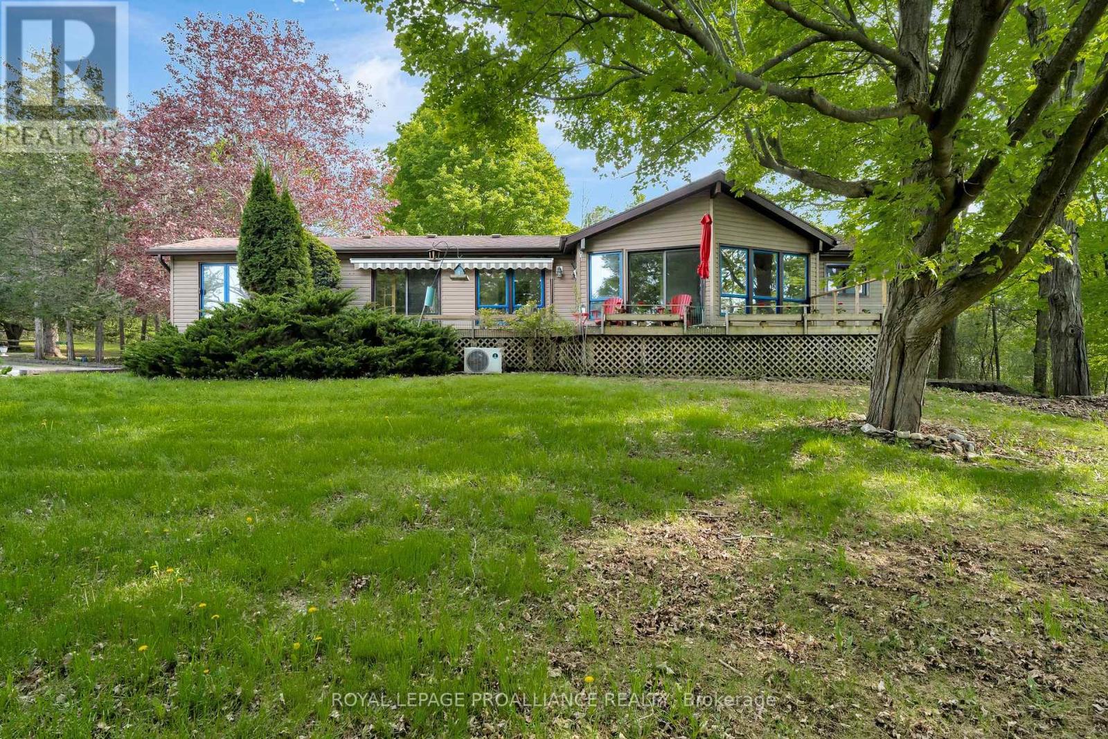 12112c Loyalist Parkway, Prince Edward County (Picton Ward), Ontario  K0K 2T0 - Photo 40 - X12169621