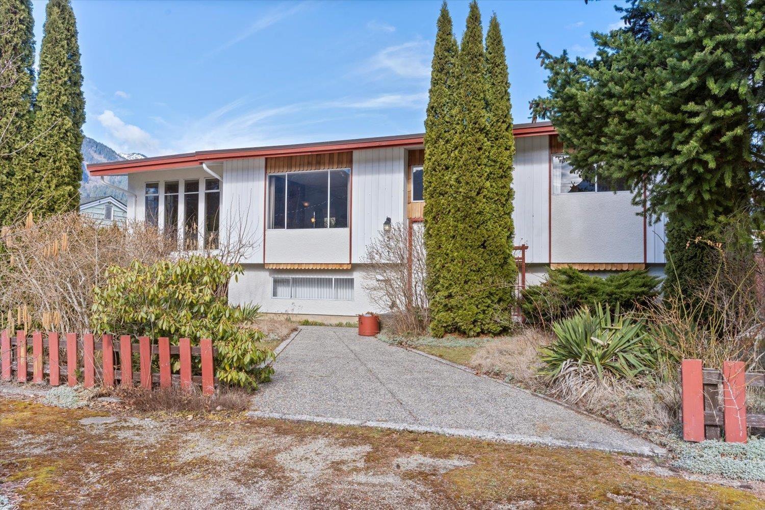 577 Rupert Street, Hope, Hope, British Columbia  V0X 1L0 - Photo 3 - R3006041