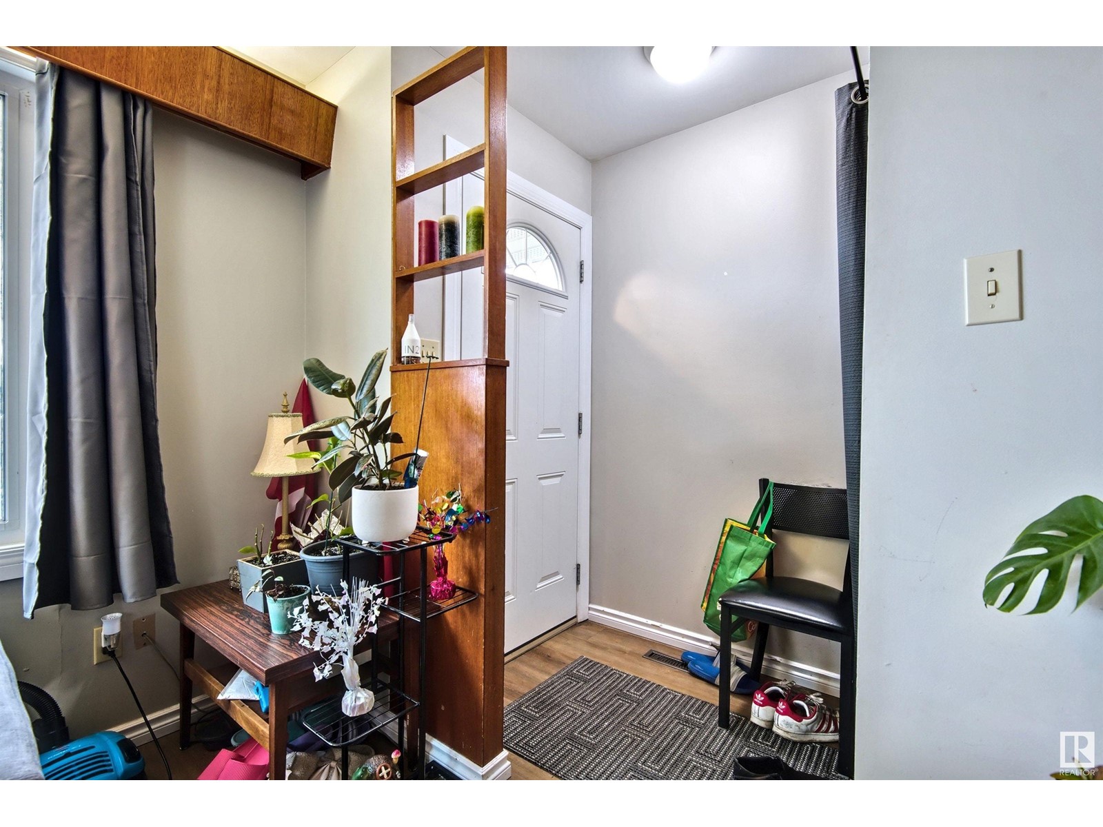 Property at 13008-13010 102 ST NW image 1