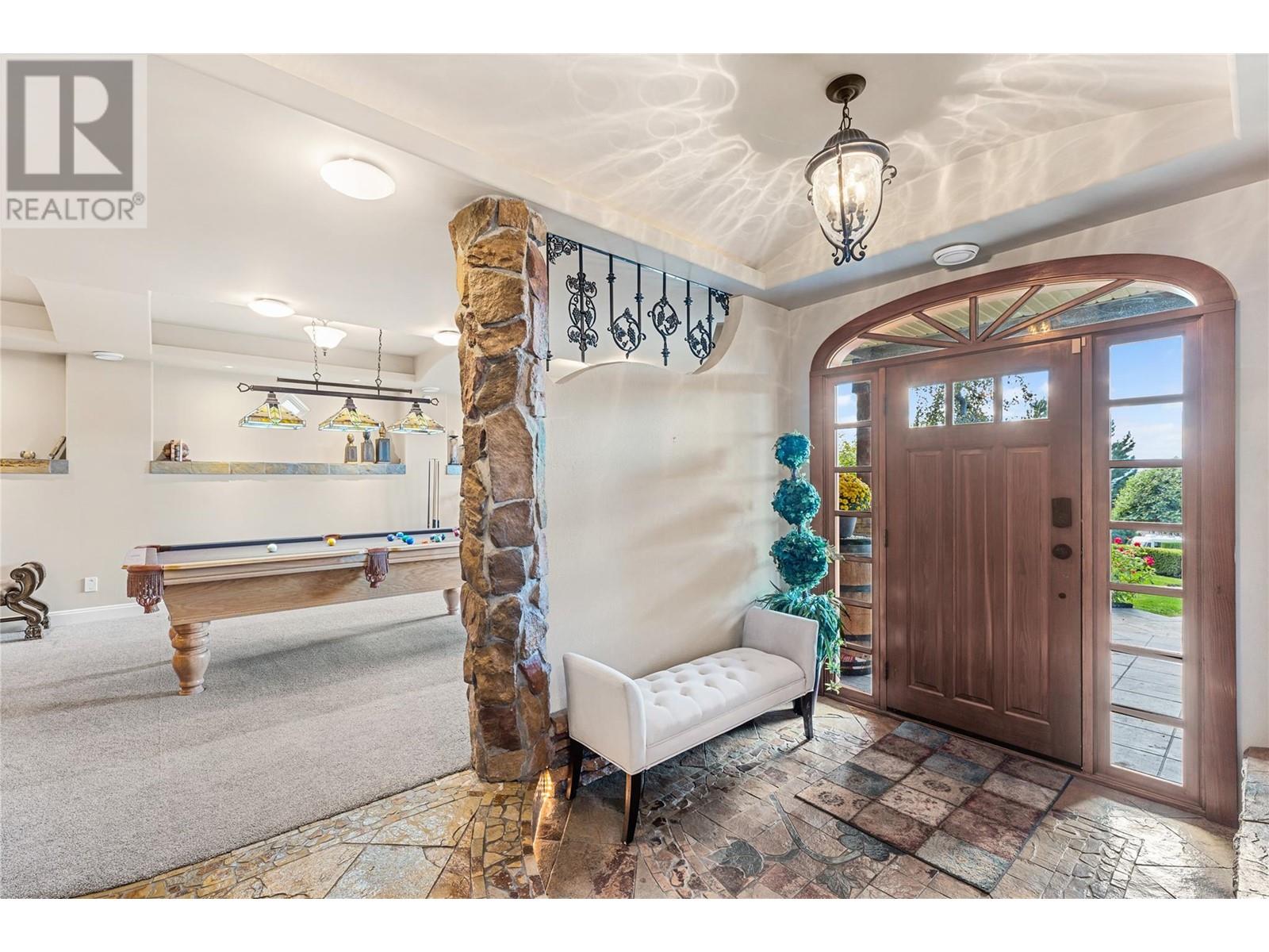 1778 Vineyard Drive, Kelowna, British Columbia  V4T 2W7 - Photo 3 - 10348499