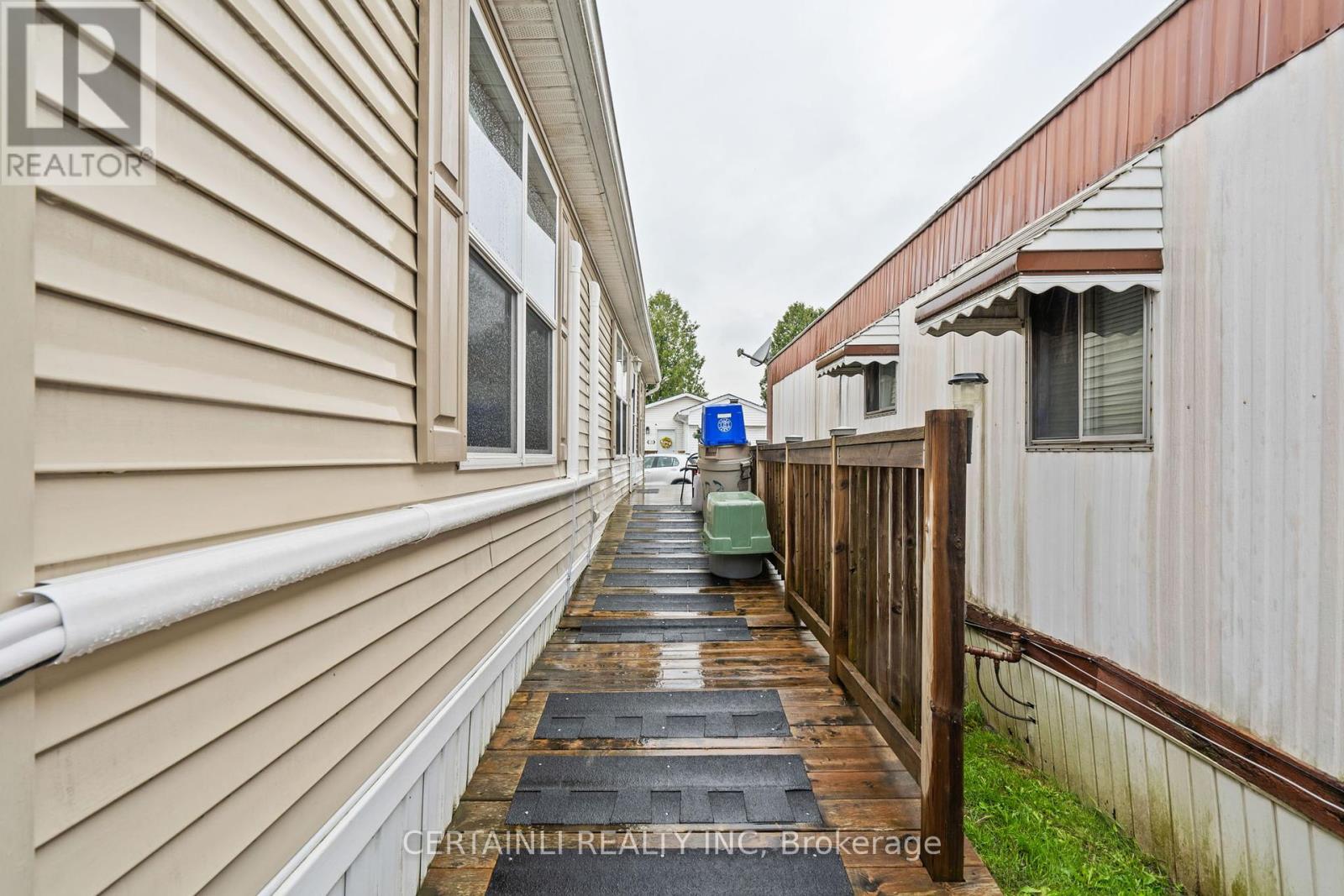 123 - 2189 Dundas Street, London East, Ontario  N5V 1H3 - Photo 29 - X12169681