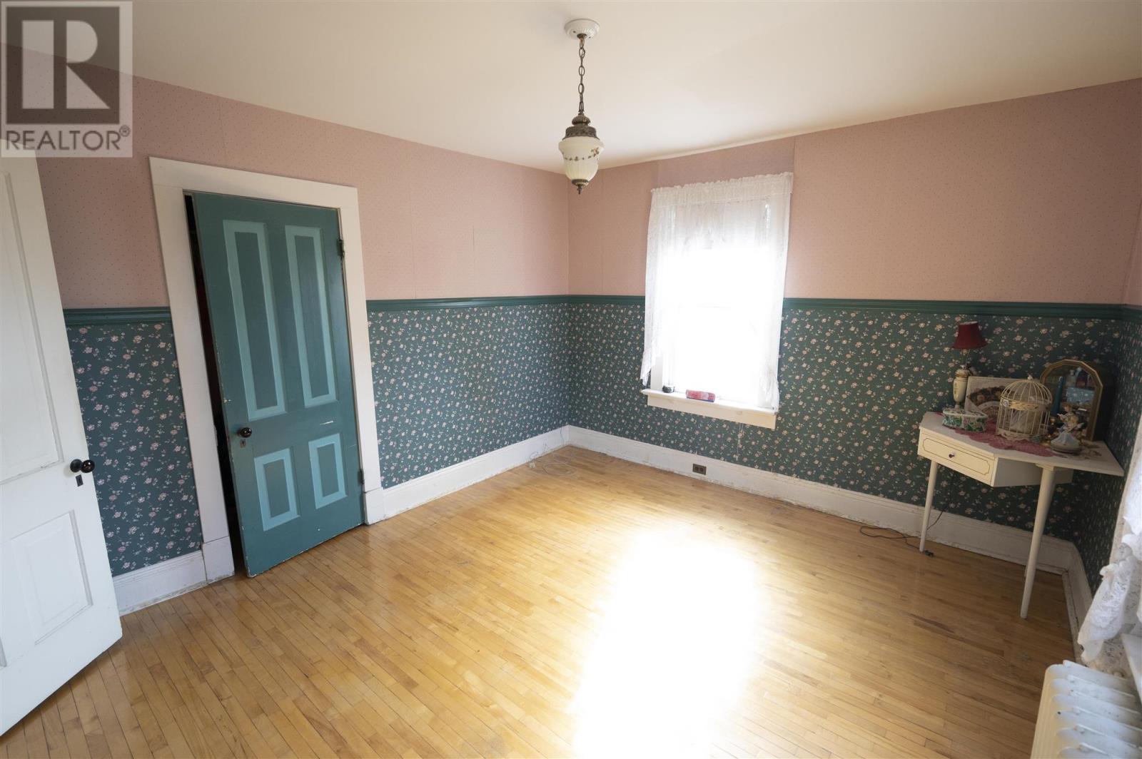 233 Elgin Street, Thunder Bay, Ontario  P7A 3S9 - Photo 22 - TB251027