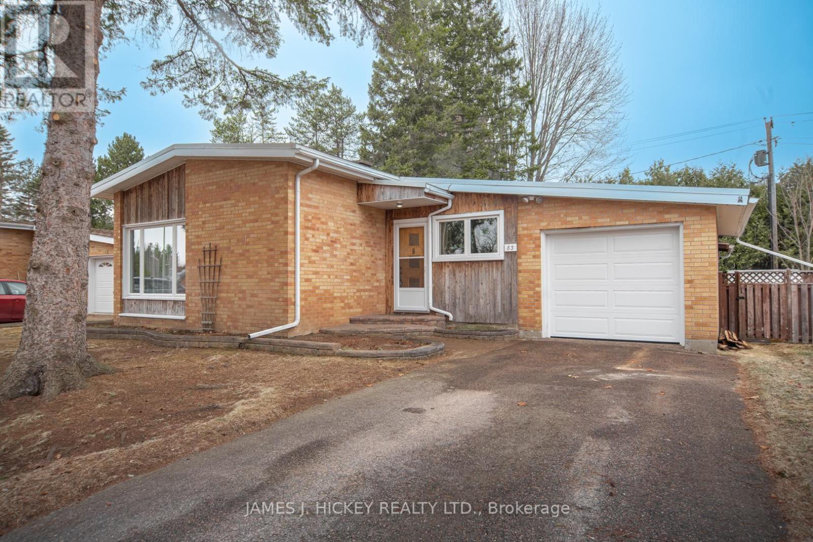 83 Frontenac Crescent, Deep River, Ontario  K0J 1P0 - Photo 1 - X12169624