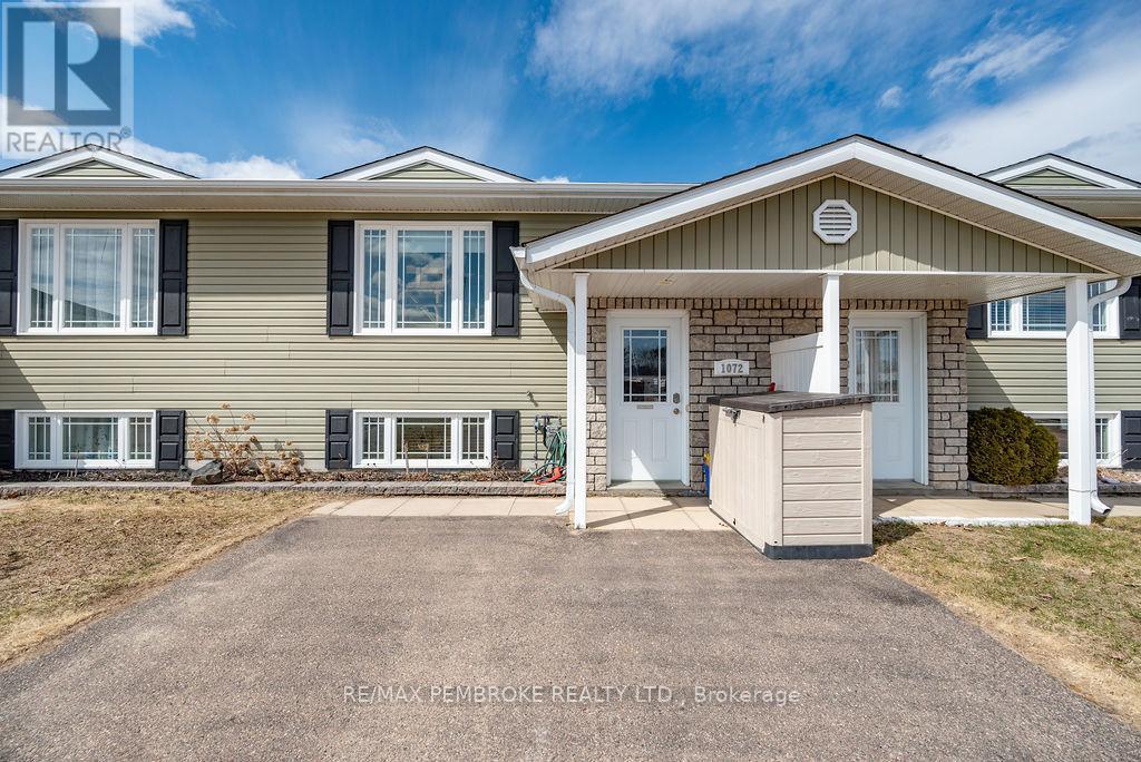 1072 Limestone Trail, Petawawa, Ontario  K8H 0A6 - Photo 1 - X12169658
