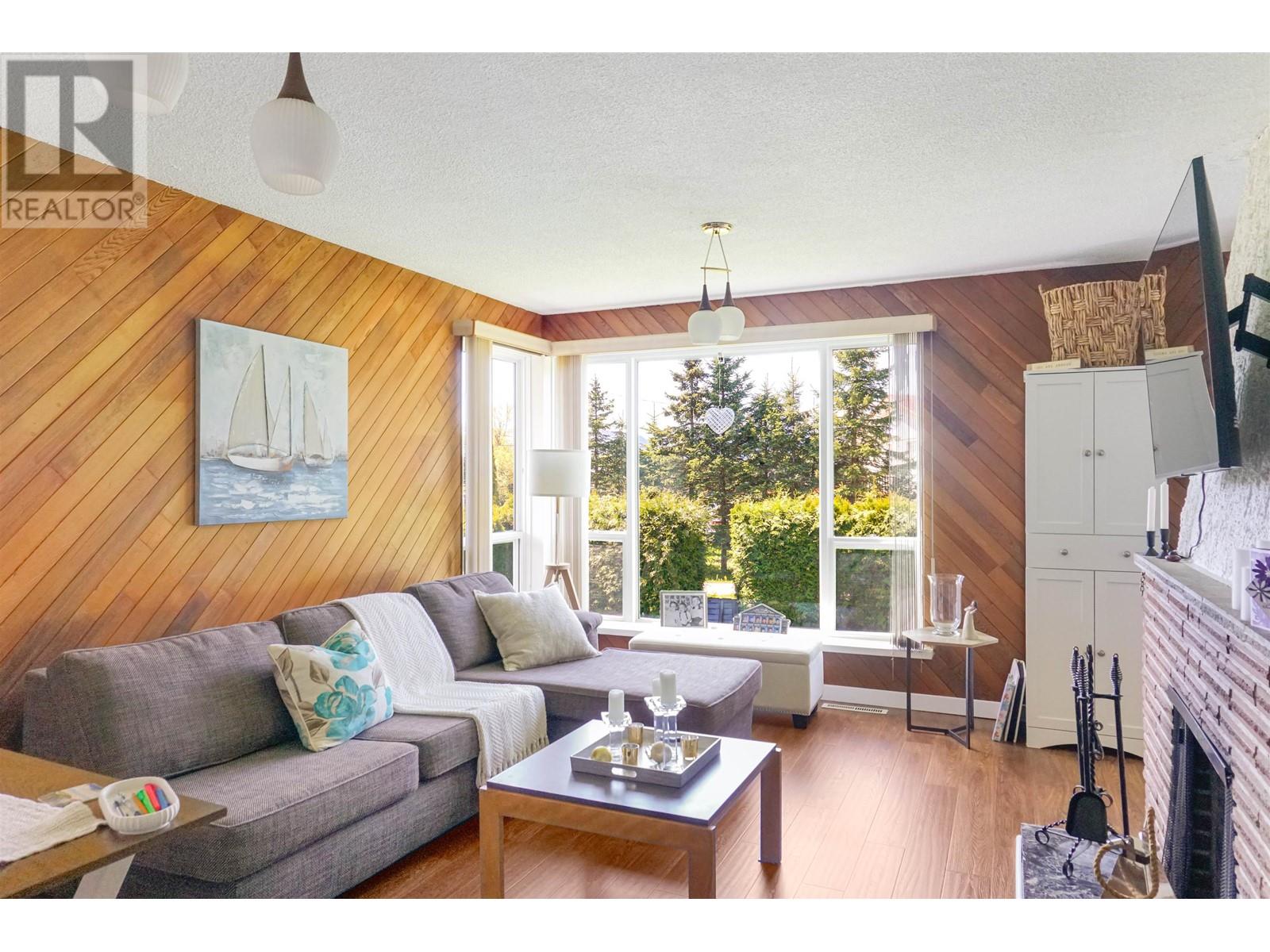 39 Wohler Street, Kitimat, British Columbia  V8C 1H7 - Photo 3 - R3006357