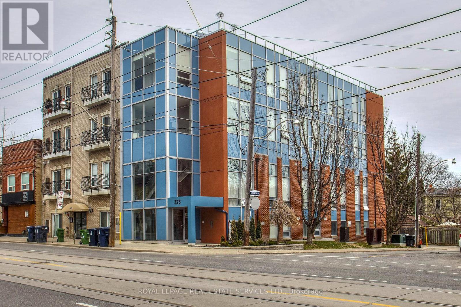 203 - 323 KINGSTON ROAD S, Toronto, Ontario