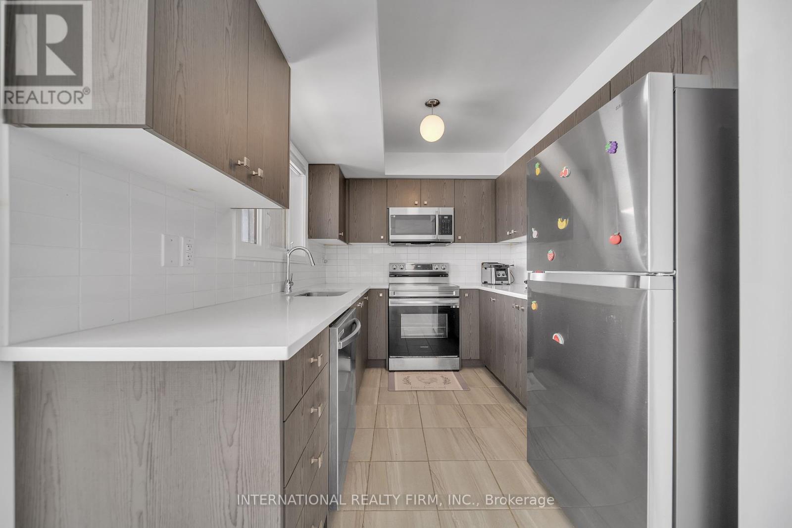 58 Appletree Lane, Barrie, Ontario  L9J 0P1 - Photo 15 - S12166401