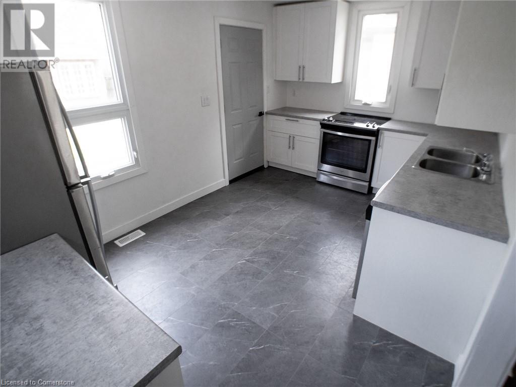 10 Albemarle Street, Hamilton, Ontario  L8L 7G3 - Photo 10 - 40733058