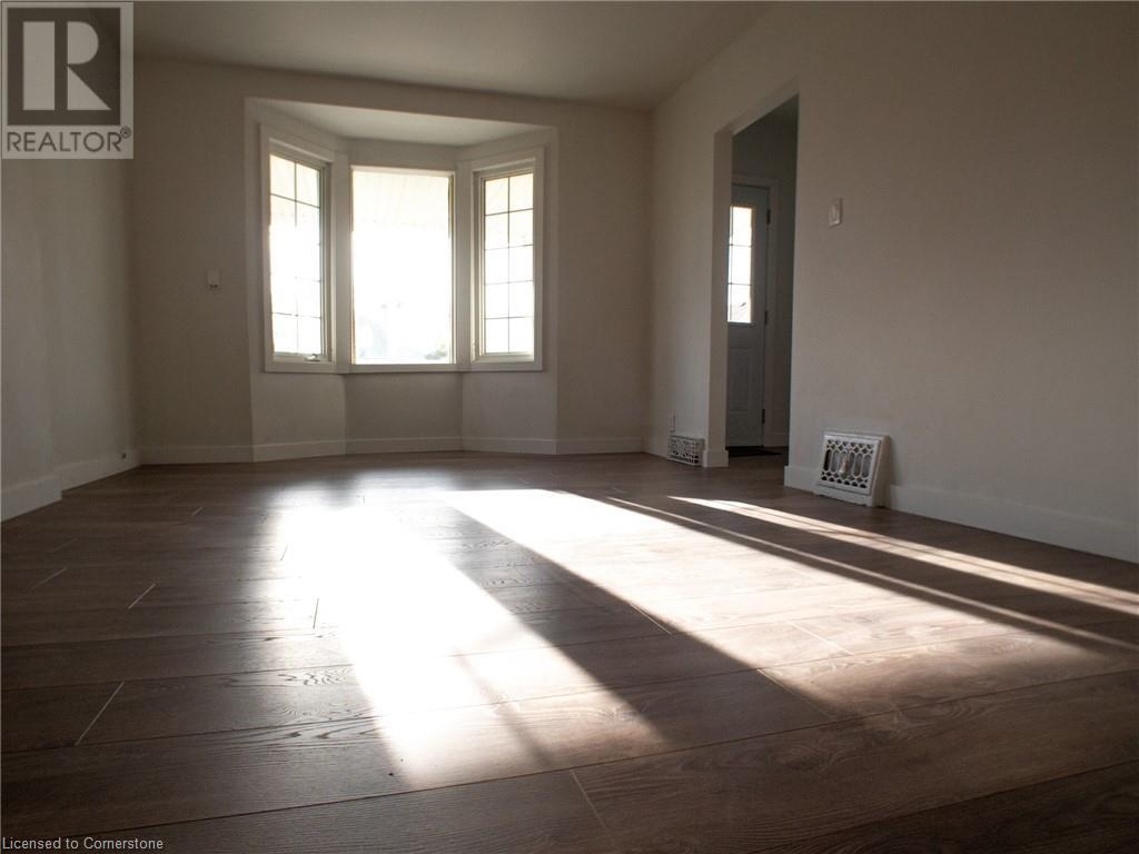 10 Albemarle Street, Hamilton, Ontario  L8L 7G3 - Photo 5 - 40733058