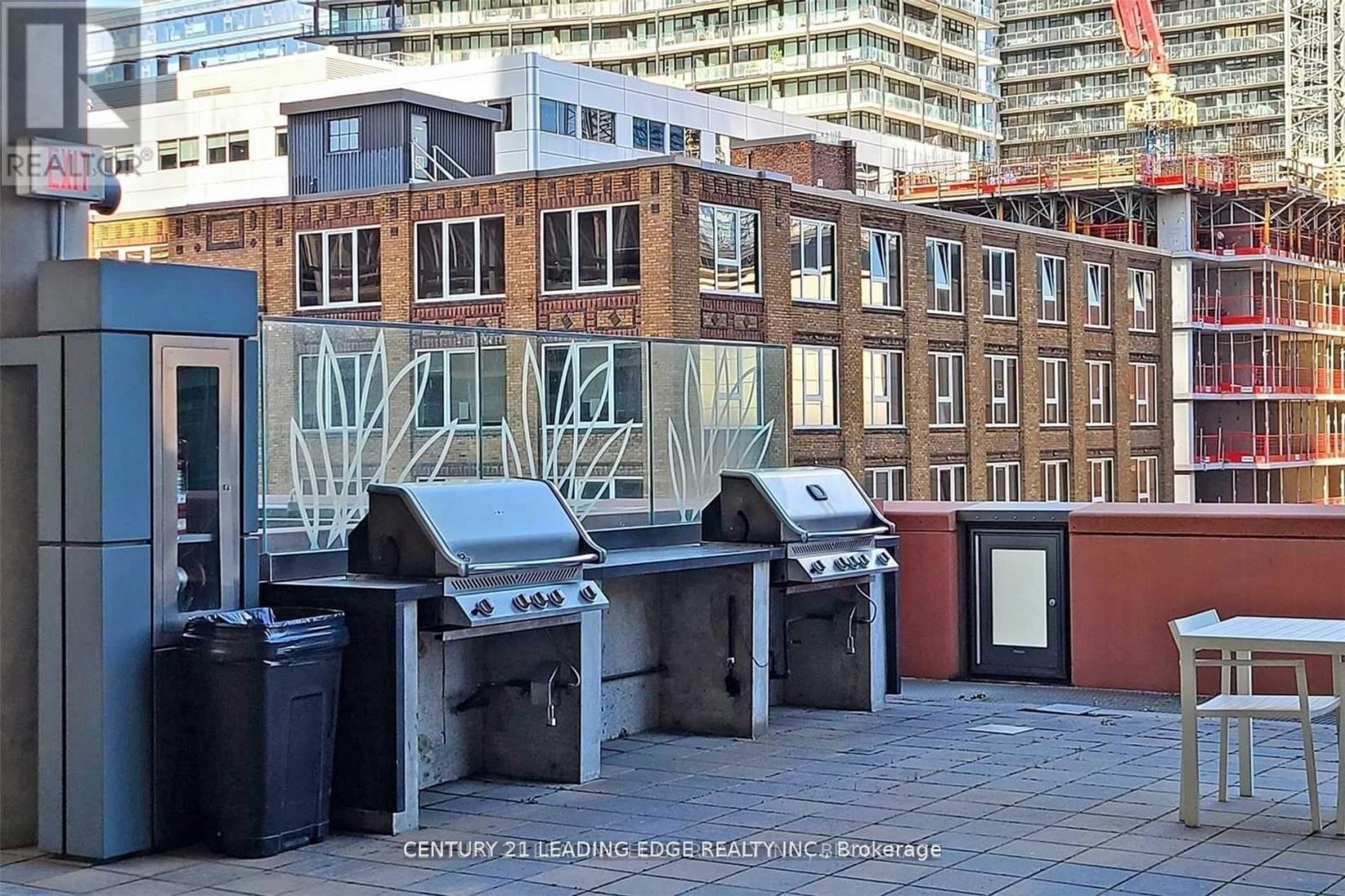 1702 - 21 Widmer Street, Toronto, Ontario  M5V 0B8 - Photo 27 - C12166729